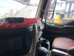 东风乘龙自卸车