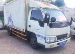 江铃4.2米箱车，刚年审，国五随时提档过户
